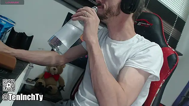 teninchty online show from November 18, 6:44 pm