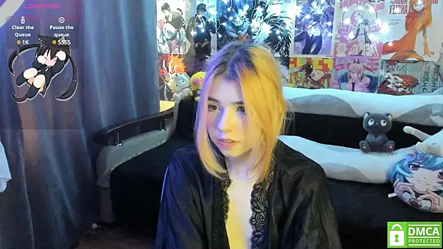 Snapshot of YumikoMori chatting on February 26, 11:21 am YumikoMori online show from February 26, 11:21 am