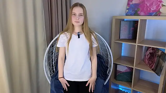 Snapshot of TaiteHankins chatting on February 18, 11:00 am TaiteHankins online show from February 18, 11:00 am