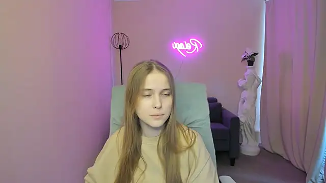 Snapshot of TaiteHankins chatting on February 15, 9:05 am TaiteHankins online show from February 15, 9:05 am