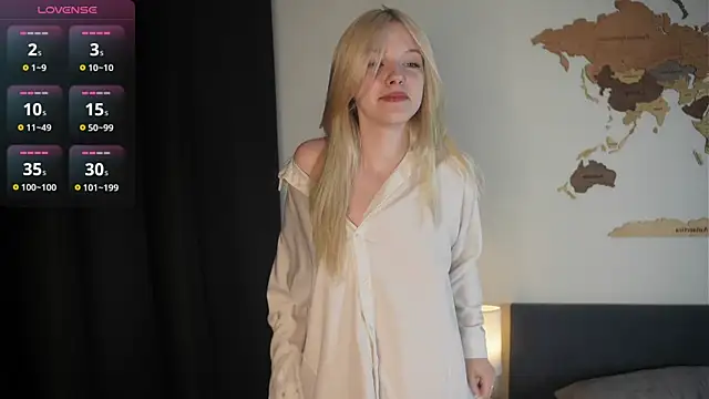 EdlaHewell online show from March 18, 2:28 pm