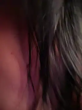 YoungHotMilf97 online show from April 5, 9:21 pm