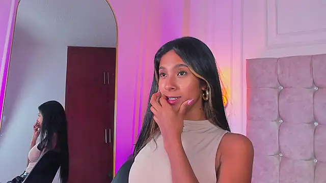 JasmineRoss 1 online show from February 26, 7:14 pm