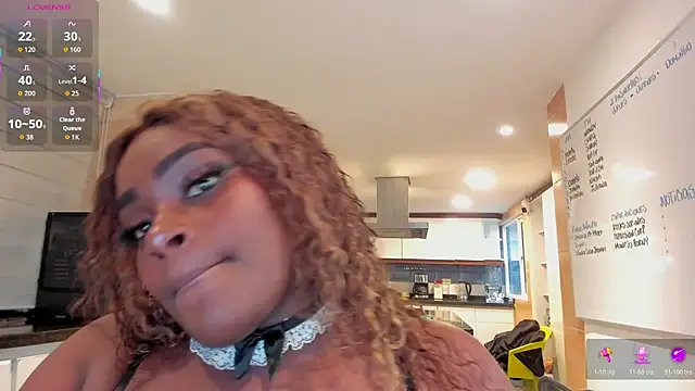 Snapshot of AdaBenneth chatting on October 24, 10:09 pm AdaBenneth online show from October 24, 10:09 pm