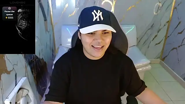 melany rouse18 online show from April 15, 3:34 am