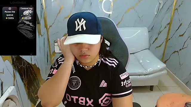 melany rouse18 online show from April 1, 2:13 am