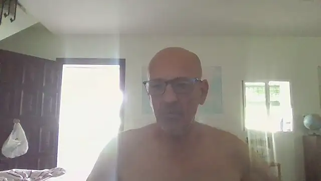 llopaco online show from July 6, 11:17 am