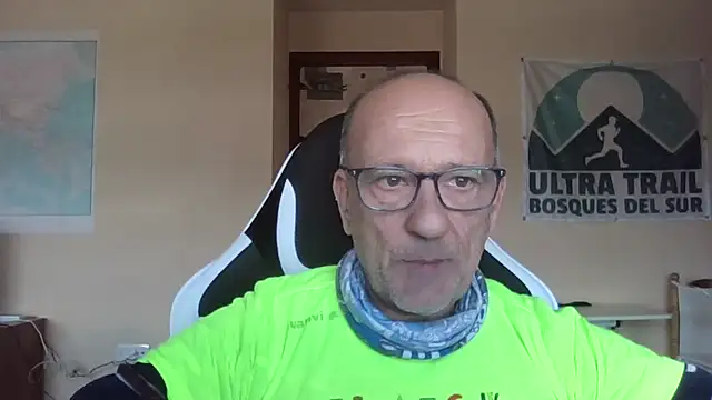 Snapshot of llopaco chatting on February 19, 12:02 pm llopaco online show from February 19, 12:02 pm