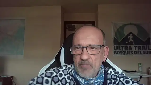 Snapshot of llopaco chatting on January 15, 1:14 pm llopaco online show from January 15, 1:14 pm