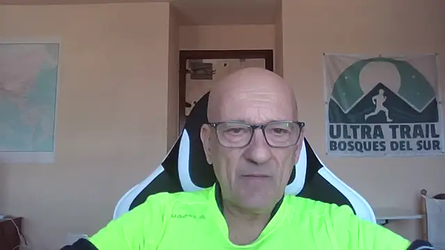 Snapshot of llopaco chatting on February 24, 11:11 am llopaco online show from February 24, 11:11 am