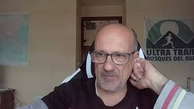 llopaco online show from March 22, 11:12 am