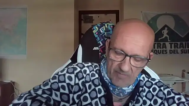 Snapshot of llopaco chatting on January 19, 2:43 pm llopaco online show from January 19, 2:43 pm