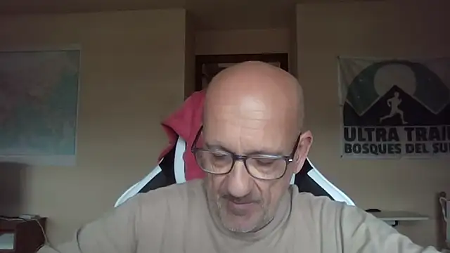 llopaco online show from May 8, 9:24 am