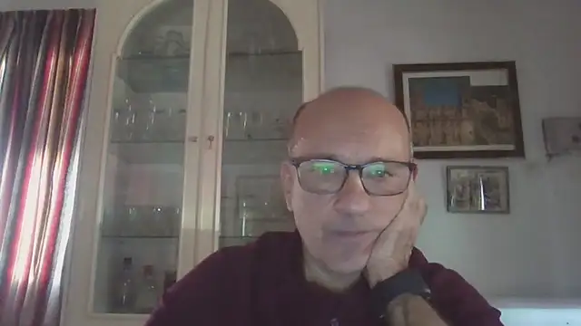 llopaco online show from November 12, 1:04 pm