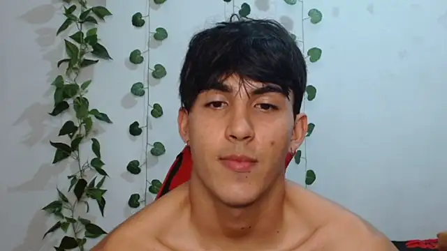 Snapshot of neithanzynxx chatting on February 25, 8:21 pm neithanzynxx online show from February 25, 8:21 pm