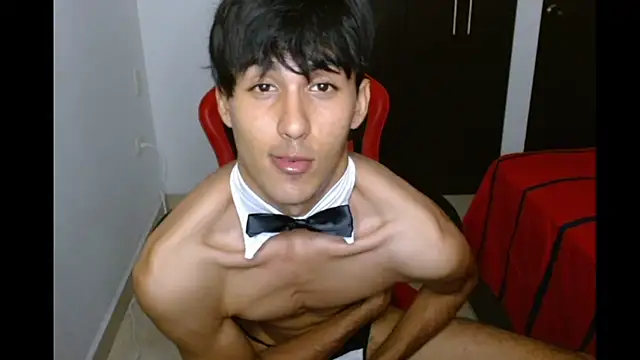 Snapshot of neithanzynxx chatting on March 14, 10:49 pm neithanzynxx online show from March 14, 10:49 pm