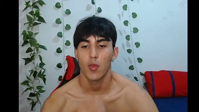 Snapshot of neithanzynxx chatting on February 28, 10:39 pm neithanzynxx online show from February 28, 10:39 pm