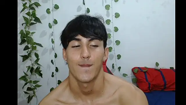 Snapshot of neithanzynxx chatting on March 7, 1:42 am neithanzynxx online show from March 7, 1:42 am