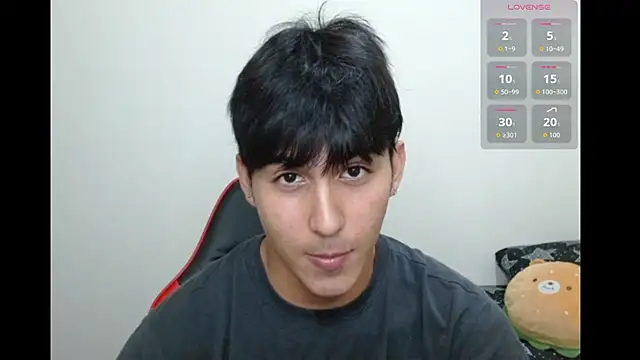 Snapshot of neithanzynxx chatting on October 25, 7:47 pm neithanzynxx online show from October 25, 7:47 pm