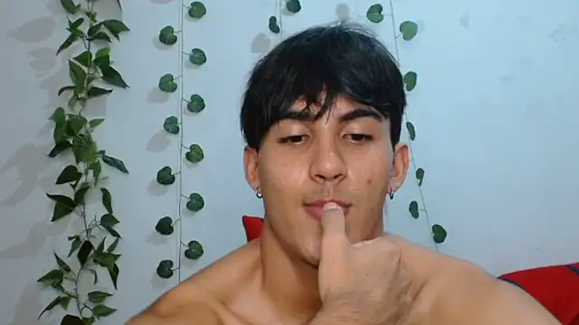 Snapshot of neithanzynxx chatting on February 26, 10:47 pm neithanzynxx online show from February 26, 10:47 pm