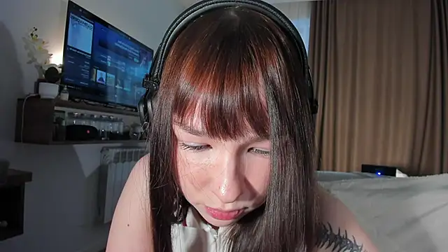 Sindy Juxx online show from April 18, 4:48 am