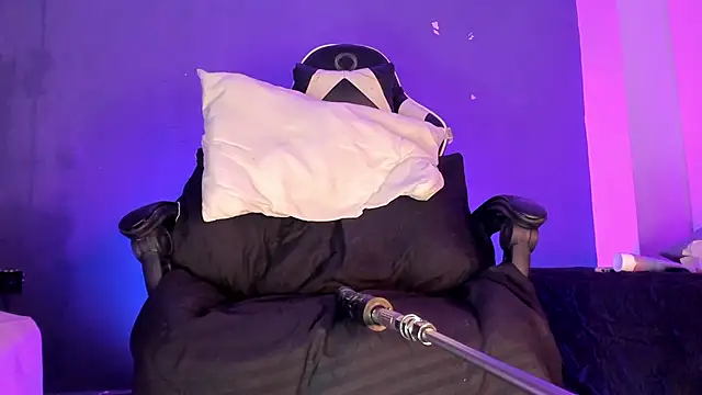  Ashley 33 online show from February 6, 8:05 pm