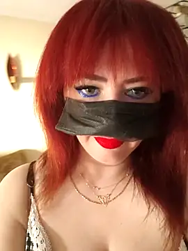 Loly2025 online show from May 24, 3:34 pm