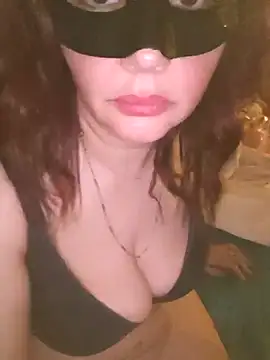 Loly2025 online show from April 1, 1:41 am