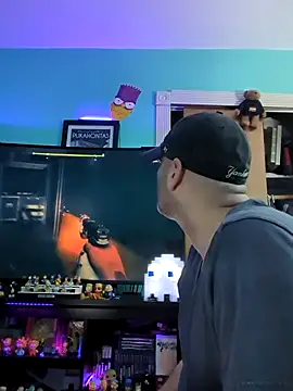 Snapshot of Novabear6996 chatting on November 9, 10:58 pm Novabear6996 online show from November 9, 10:58 pm