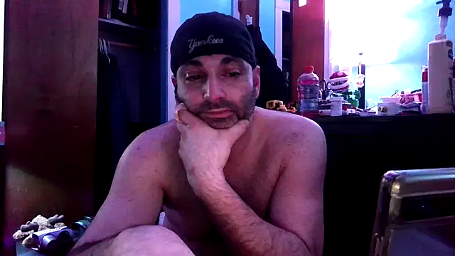 Snapshot of Novabear6996 chatting on December 2, 7:21 am Novabear6996 online show from December 2, 7:21 am