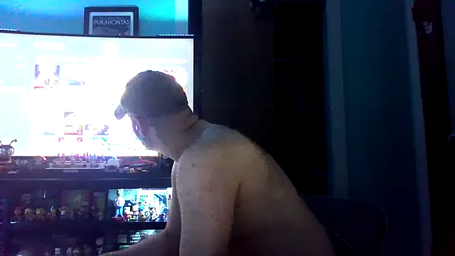 Snapshot of Novabear6996 chatting on July 5, 7:04 am Novabear6996 online show from July 5, 7:04 am