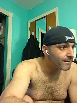 Snapshot of Novabear6996 chatting on March 9, 7:23 am Novabear6996 online show from March 9, 7:23 am
