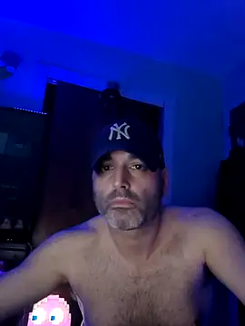 Snapshot of Novabear6996 chatting on November 12, 9:24 am Novabear6996 online show from November 12, 9:24 am