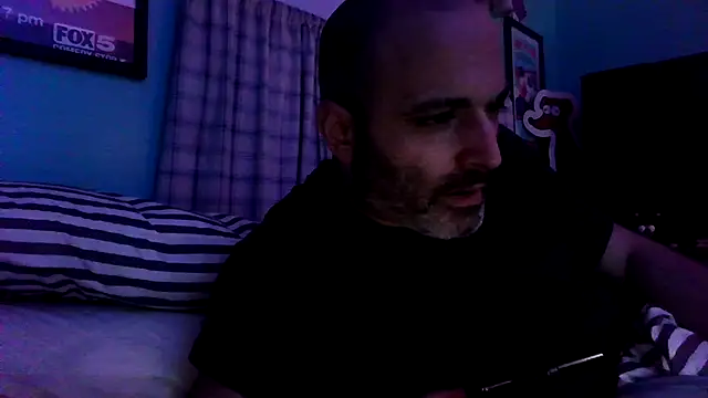 Snapshot of Novabear6996 chatting on July 19, 6:44 am Novabear6996 online show from July 19, 6:44 am