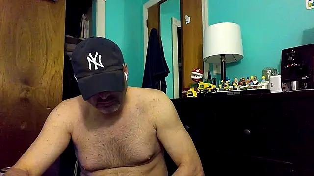Snapshot of Novabear6996 chatting on February 27, 8:02 am Novabear6996 online show from February 27, 8:02 am