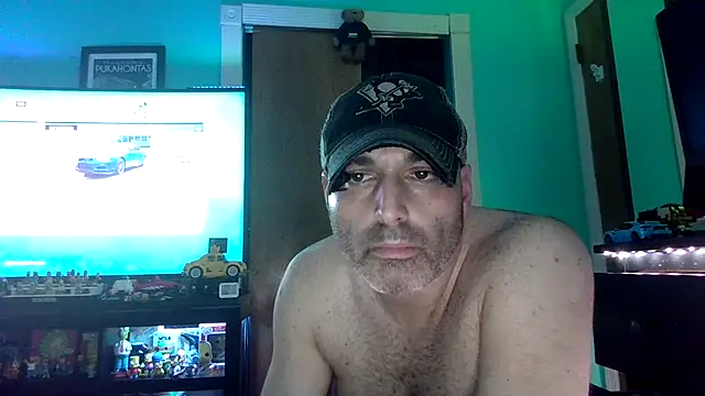 Snapshot of Novabear6996 chatting on July 7, 8:40 am Novabear6996 online show from July 7, 8:40 am