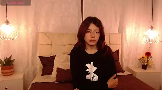 Snapshot of fyreandfox_ chatting on February 20, 7:19 pm fyreandfox online show from February 20, 7:19 pm