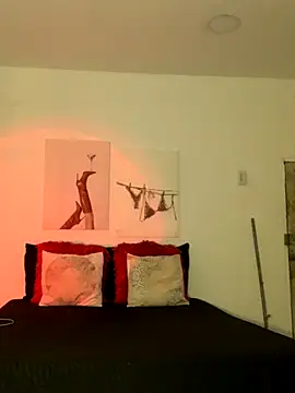 Snapshot of Dahiana_Giil chatting on September 23, 7:04 am Dahiana Giil online show from September 23, 7:04 am