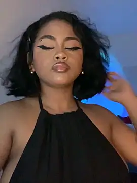 Snapshot of Dahiana_Giil chatting on October 21, 6:02 am Dahiana Giil online show from October 21, 6:02 am