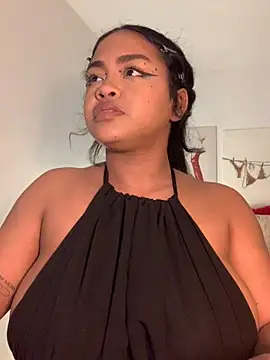 Snapshot of Dahiana_Giil chatting on December 3, 7:41 am Dahiana Giil online show from December 3, 7:41 am