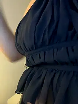 Snapshot of Dahiana_Giil chatting on October 6, 7:58 pm Dahiana Giil online show from October 6, 7:58 pm