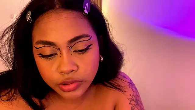 Dahiana Giil online show from May 6, 5:33 am