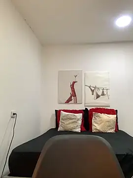 Snapshot of Dahiana_Giil chatting on September 26, 5:47 am Dahiana Giil online show from September 26, 5:47 am