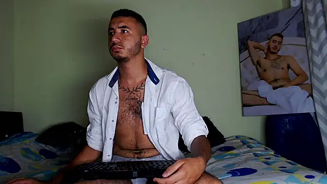 AdamParker  online show from November 25, 1:06 am