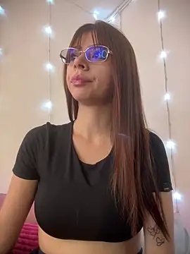 Snapshot of Danna_Myst chatting on June 25, 7:08 pm Danna Myst online show from June 25, 7:08 pm