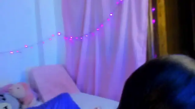 Snapshot of Danna_Myst chatting on November 4, 11:19 pm Danna Myst online show from November 4, 11:19 pm