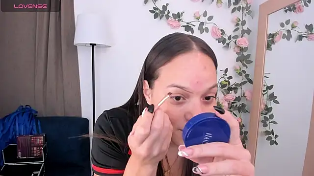 Snapshot of Baby_Asshley chatting on September 28, 7:21 pm Baby Asshley online show from September 28, 7:21 pm