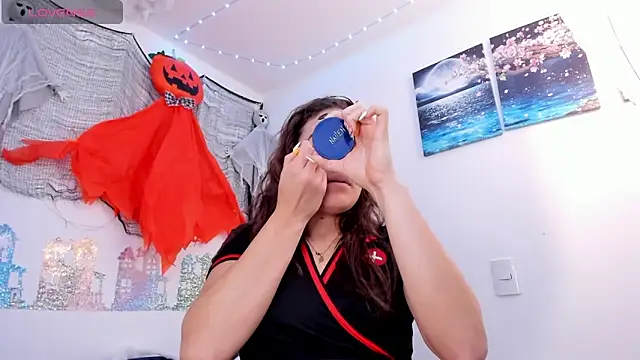 Snapshot of Baby_Asshley chatting on October 29, 5:12 pm Baby Asshley online show from October 29, 5:12 pm