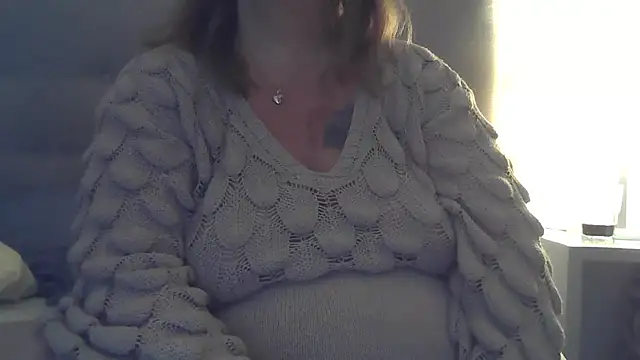 Snapshot of sizha6 chatting on January 9, 8:43 am sizha6 online show from January 9, 8:43 am