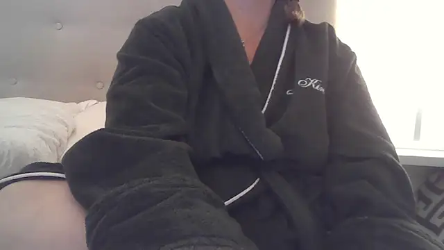 Snapshot of sizha6 chatting on September 26, 8:32 am sizha6 online show from September 26, 8:32 am